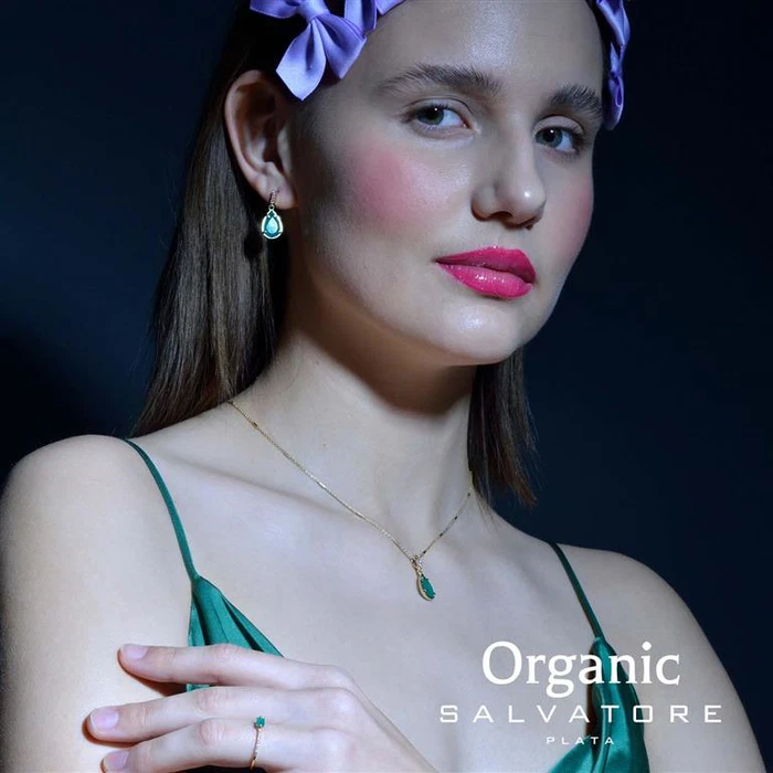 Collar con Barra de Rubí Rosa Brillante y Ónix Verde - Imagen 2
