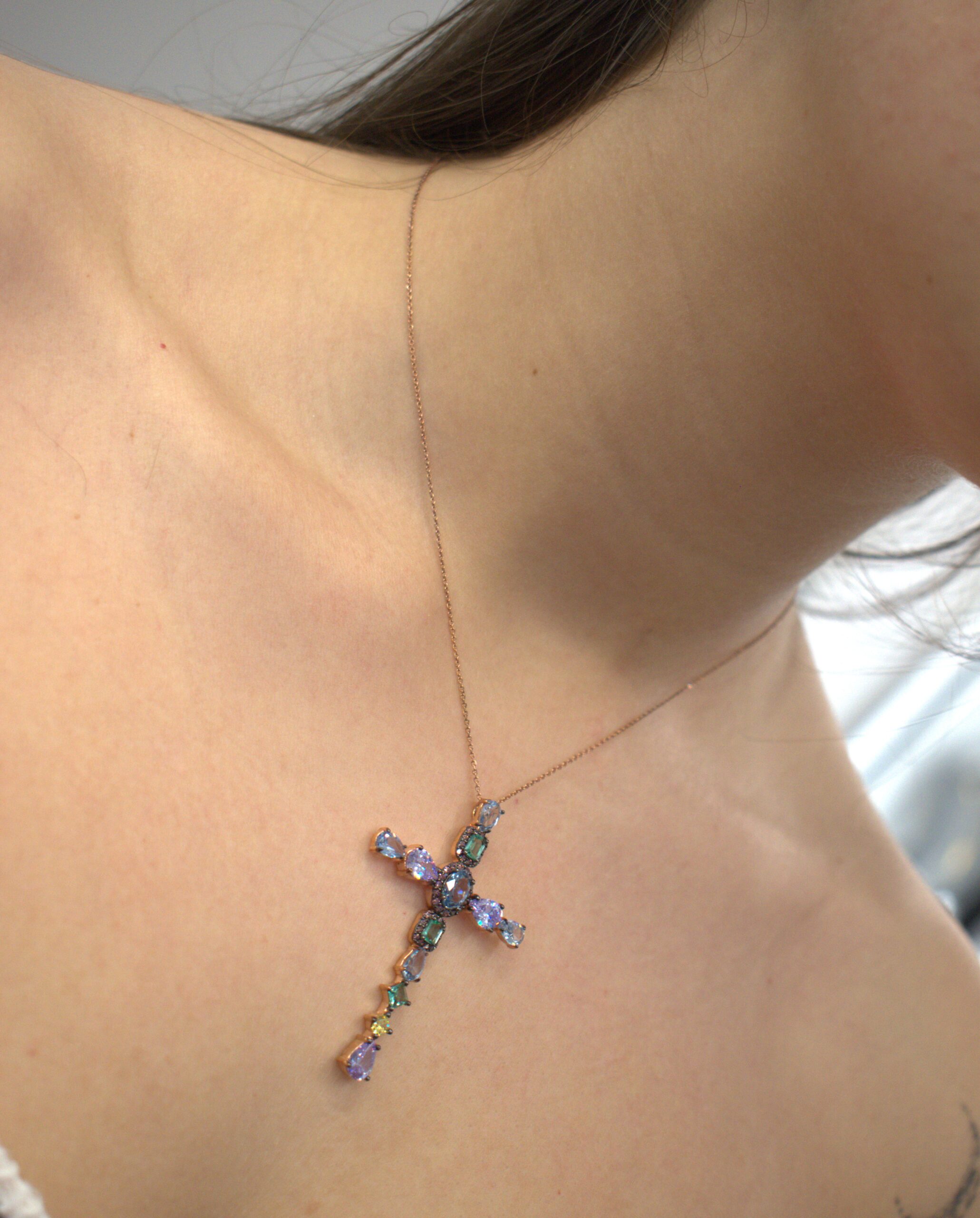 Collar Cruz Piedras - Imagen 2
